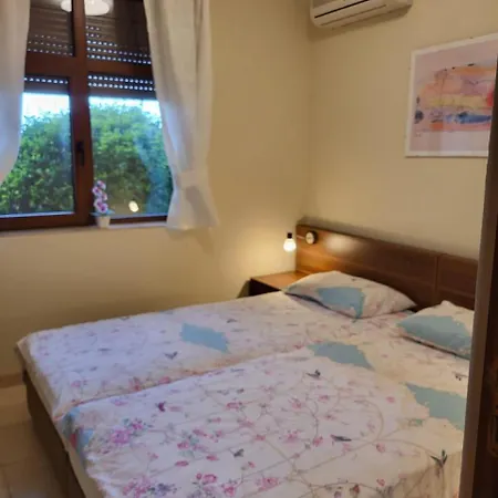 公寓 Lovely 3 Not Far From Sunnybeach
